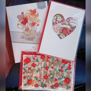 NWT Lot of 5 Hallmark, Valentine's Day Greeting Cards